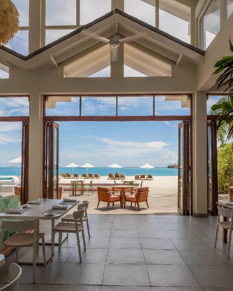 THE STANDARD HURUVALHI - 33