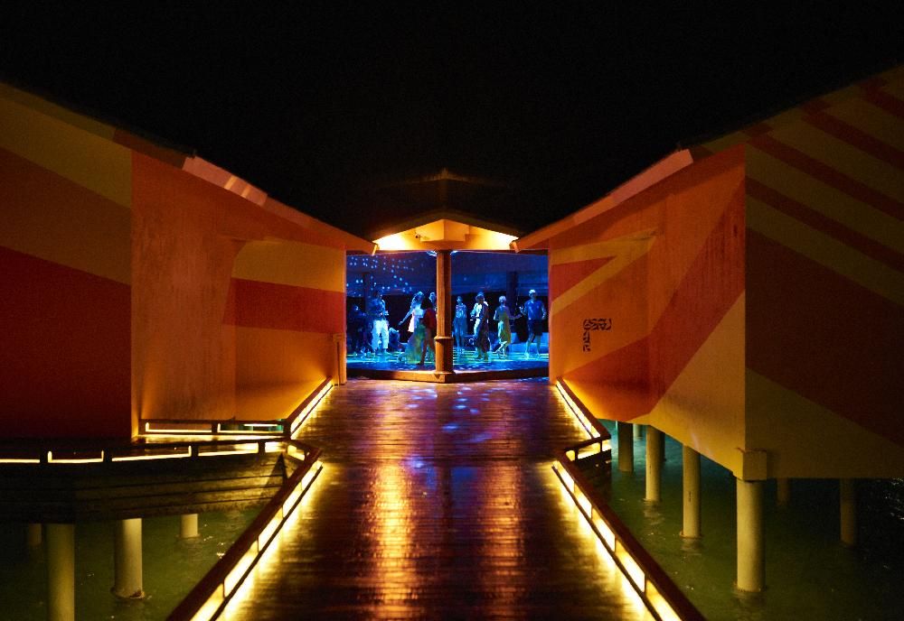 THE STANDARD HURUVALHI - 18