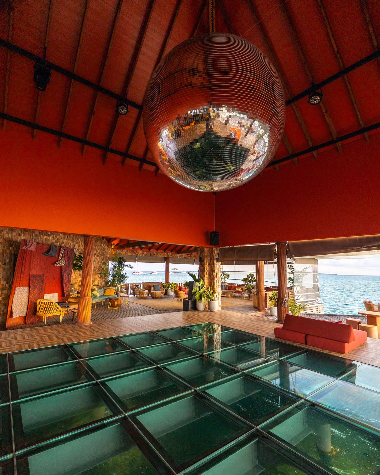 THE STANDARD HURUVALHI - 17