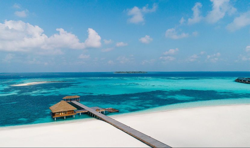NOKU MALDIVES RESORT (ex. ROXY MALDIVES RESORT) - 5