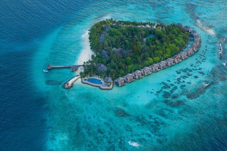 TAJ CORAL REEF RESORT AND SPA - 1