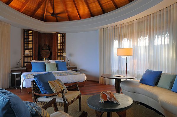 CONSTANCE HALAVELI RESORT - MALDIVES - 6