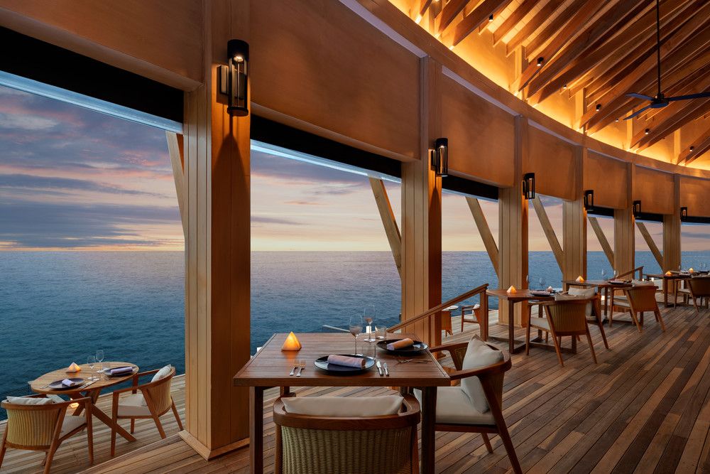 HILTON MALDIVES AMINGIRI RESORT & SPA - 4