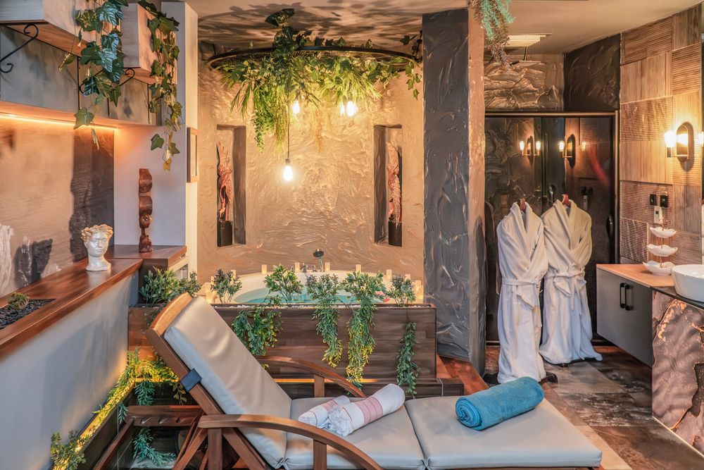 Royal Wings Hotel - 68