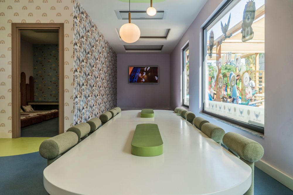 Royal Wings Hotel - 16