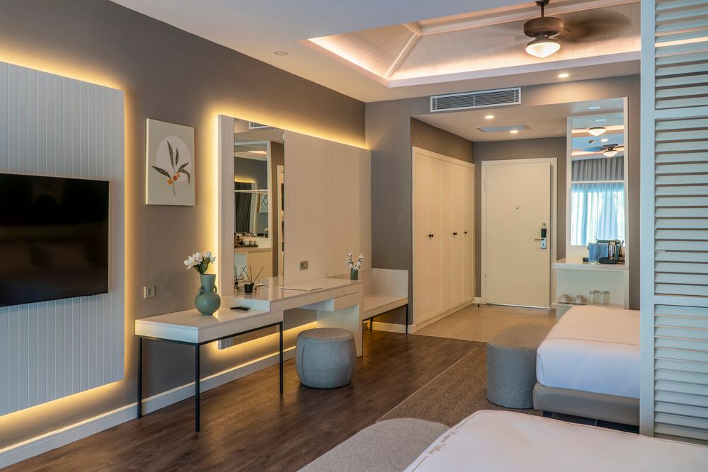 Royal Wings Hotel - 13