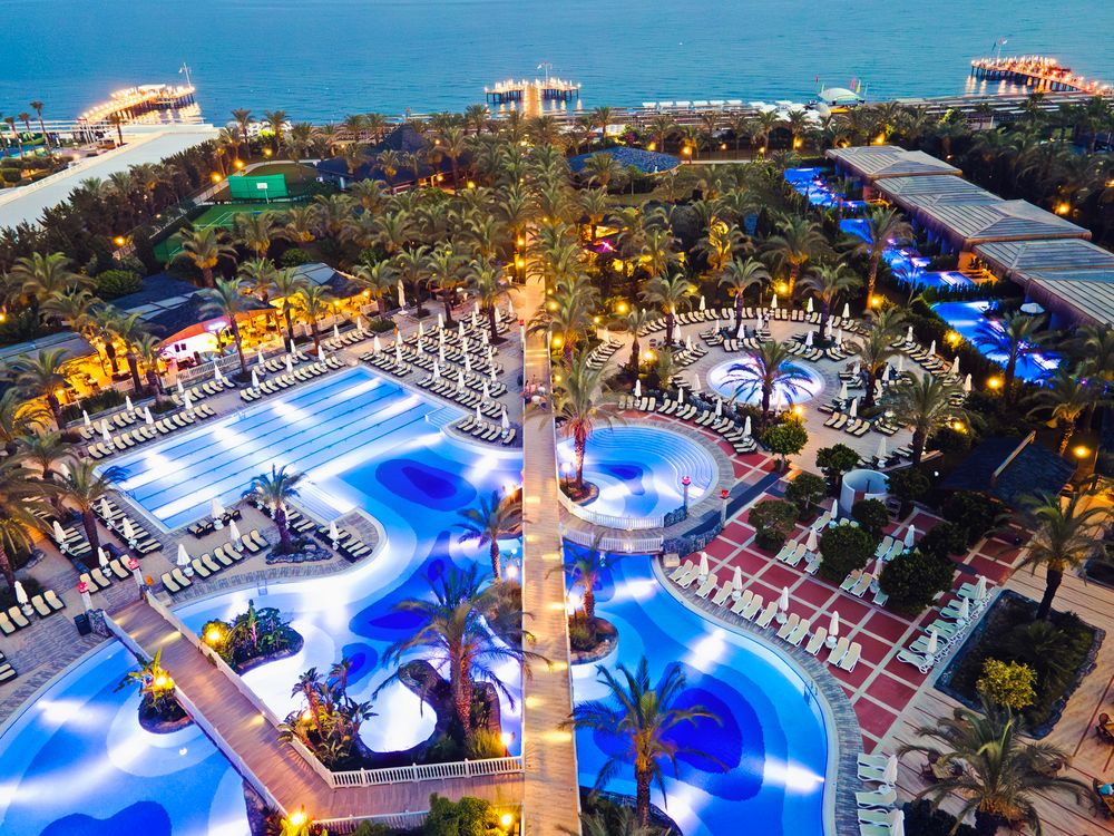 Royal Wings Hotel - 5