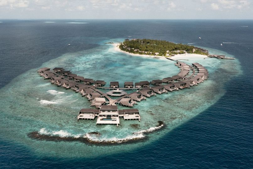 THE ST. REGIS MALDIVES VOMMULI RESORT - 1
