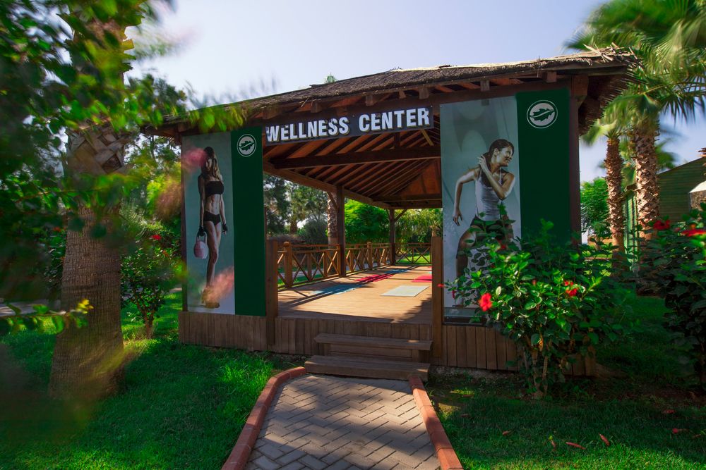 Sherwood Exclusive Lara - 56