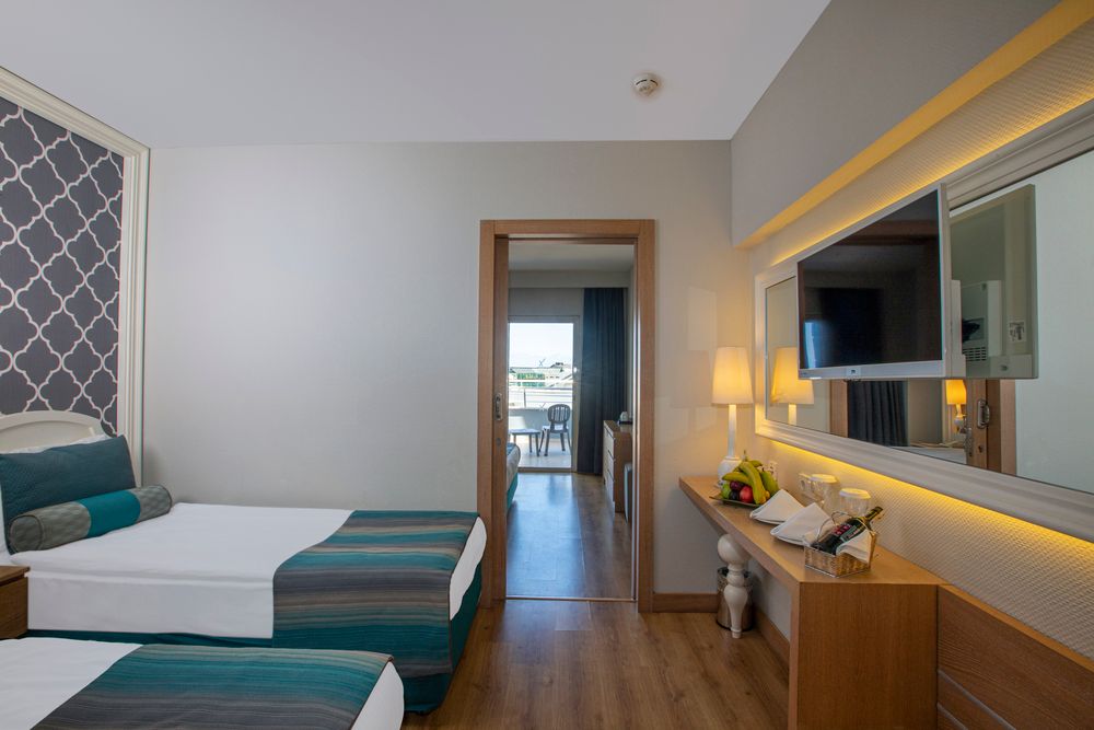 Sherwood Exclusive Lara - 92