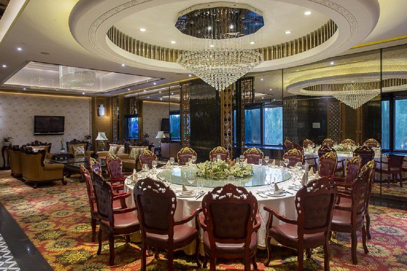 GRAND SKYLIGHT INTERNATIONAL HOTEL - 8