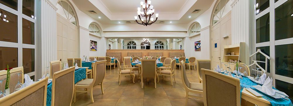 Baia Lara Hotel - 38