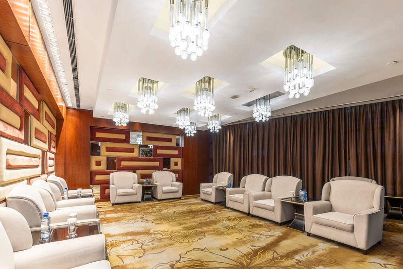 KUNTAI ROYAL HOTEL - 2