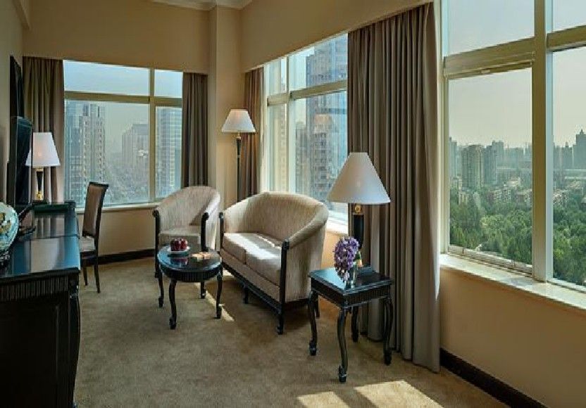 CELEBRITY INTERNATIONAL GRAND HOTEL - 25