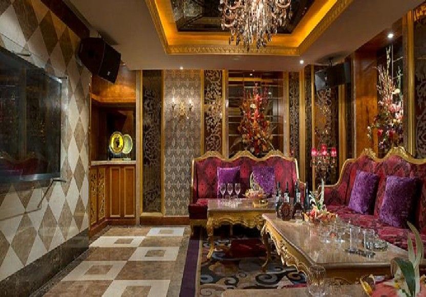 CELEBRITY INTERNATIONAL GRAND HOTEL - 12