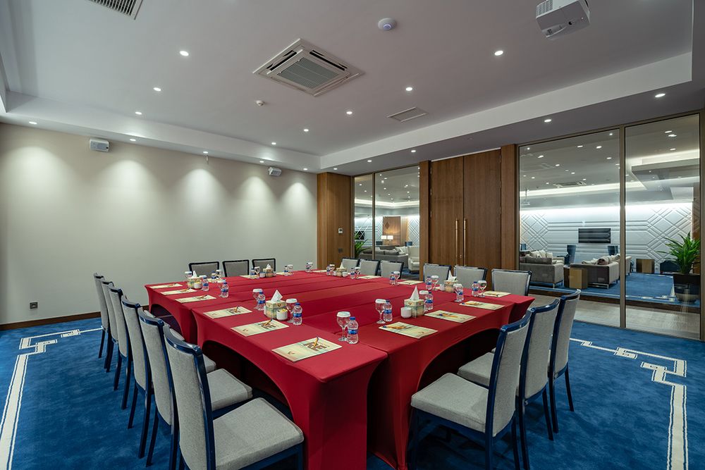 Papillon Ayscha Hotel - 52