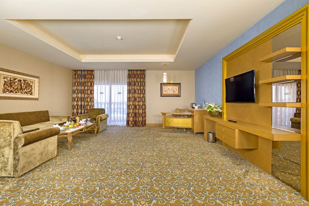 Royal Holiday Palace - 51