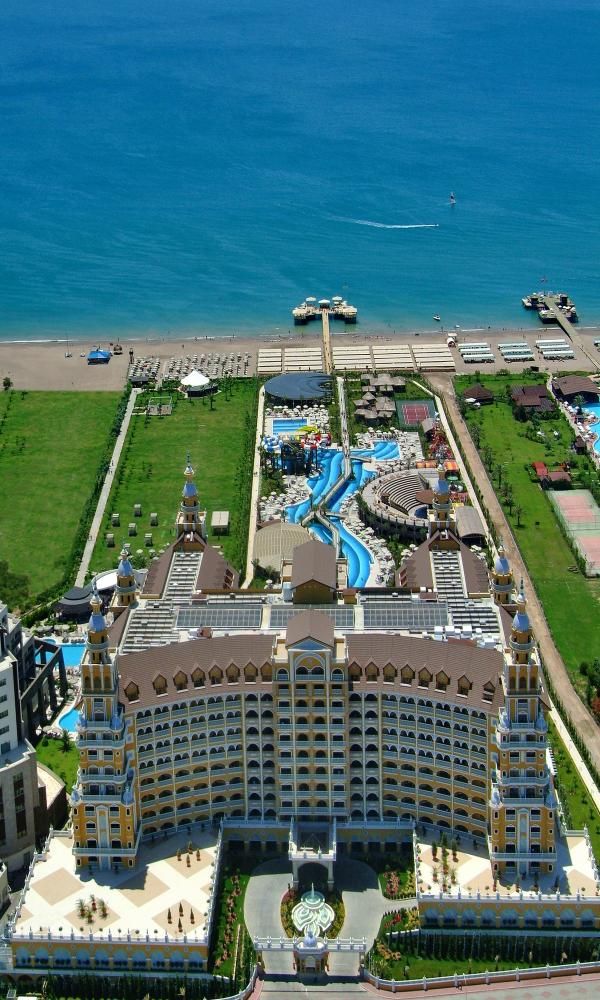 Royal Holiday Palace - 2