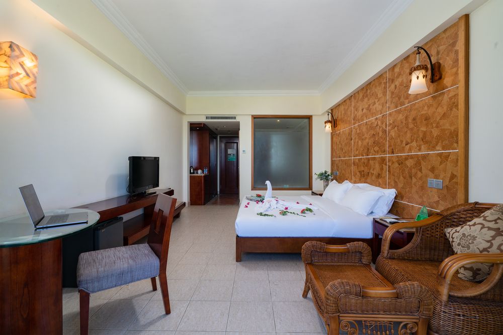 PALM BEACH RESORT & SPA HOTEL - 21