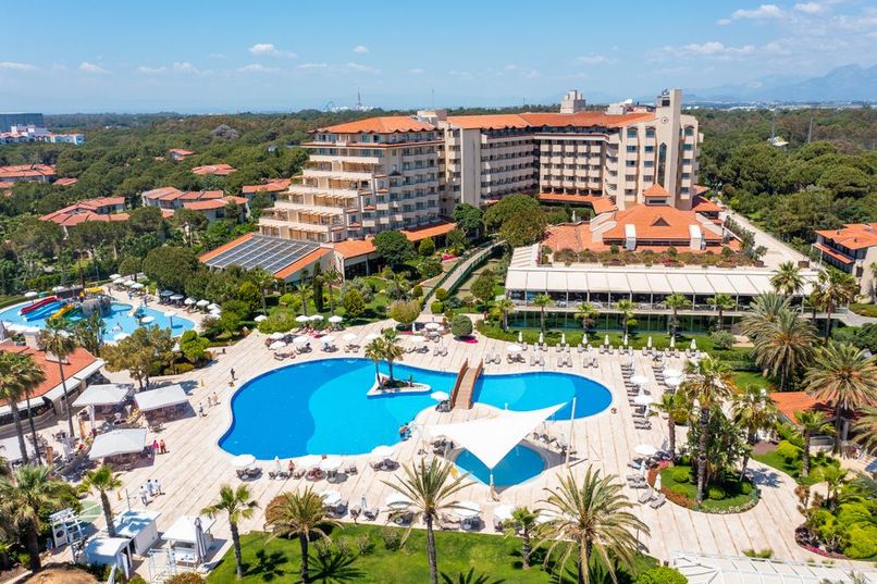 Bellis Deluxe Hotel - 3