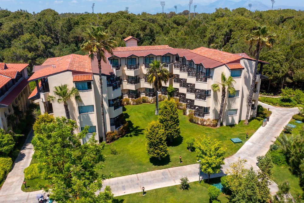 Bellis Deluxe Hotel - 10