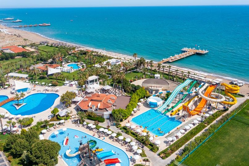 Bellis Deluxe Hotel - 4