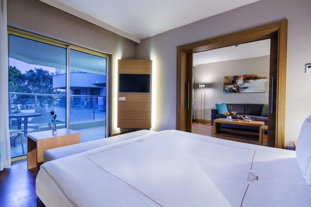 Bellis Deluxe Hotel - 109