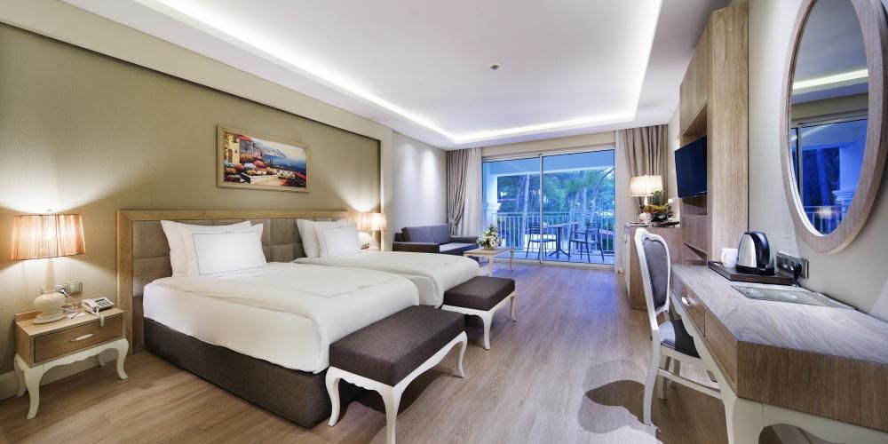 Bellis Deluxe Hotel - 98