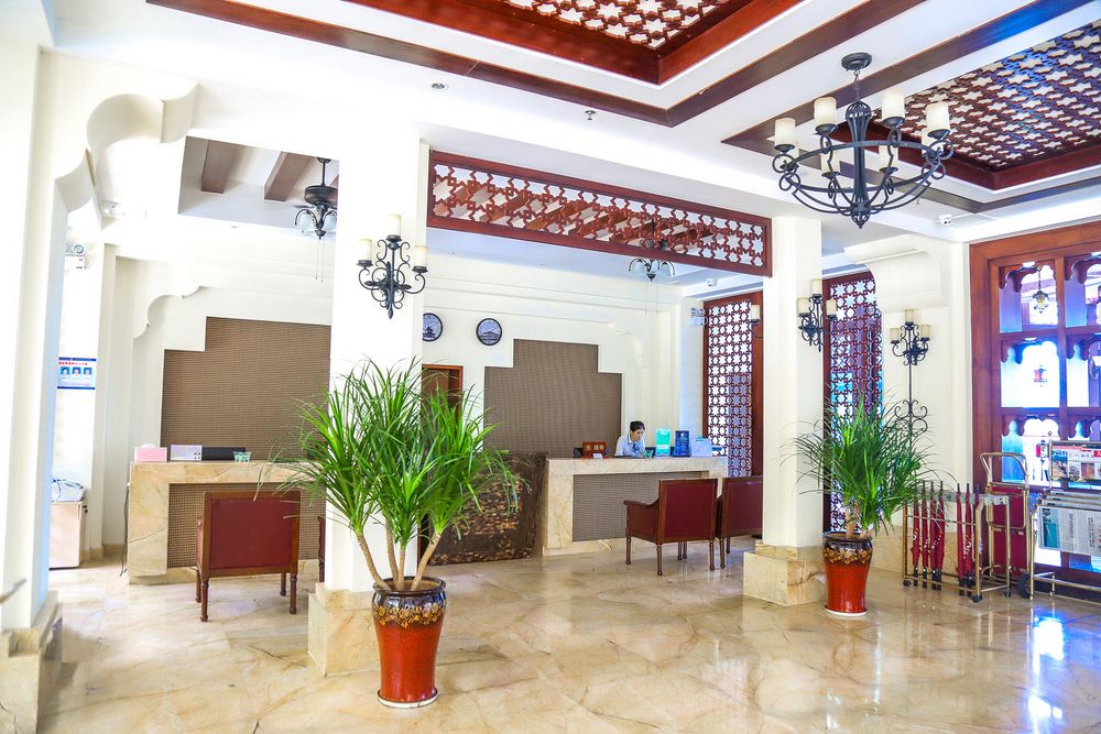 SANYA YUHUAYUAN SEAVIEW HOTEL - 13