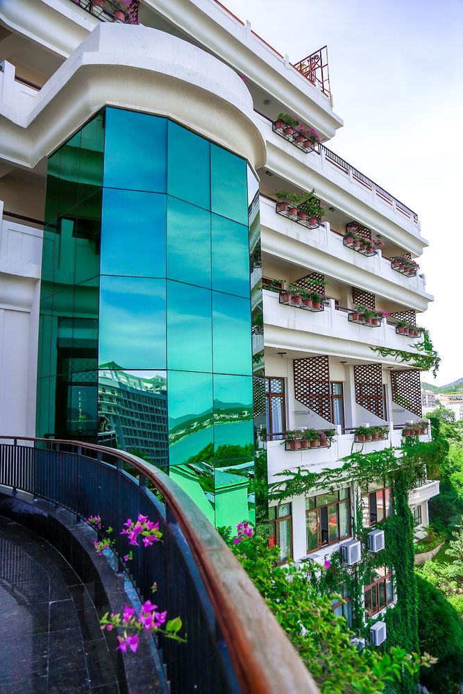 SANYA YUHUAYUAN SEAVIEW HOTEL - 2