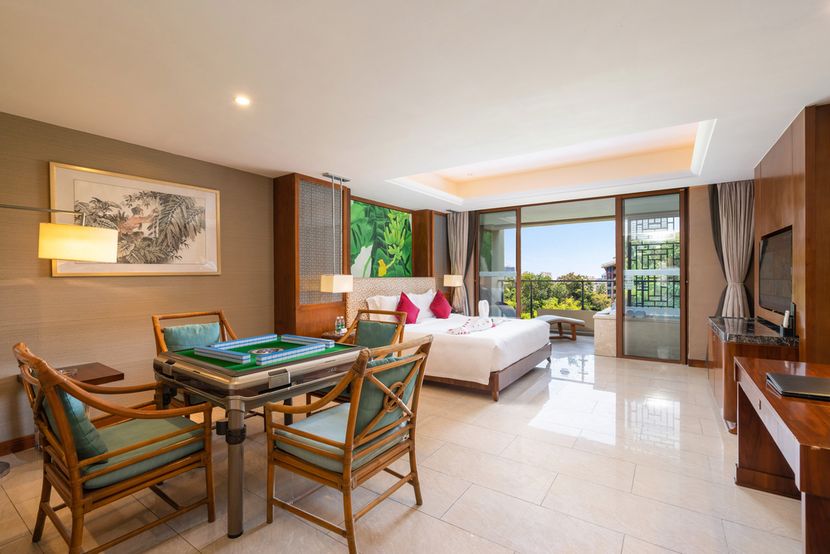 FOUR SEASONS OCEAN COURTYARD - 1