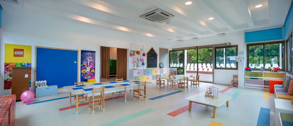 Nirvana Cosmopolitan - 43