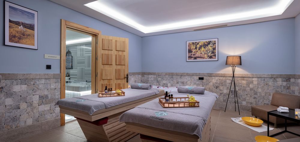 Nirvana Cosmopolitan - 57