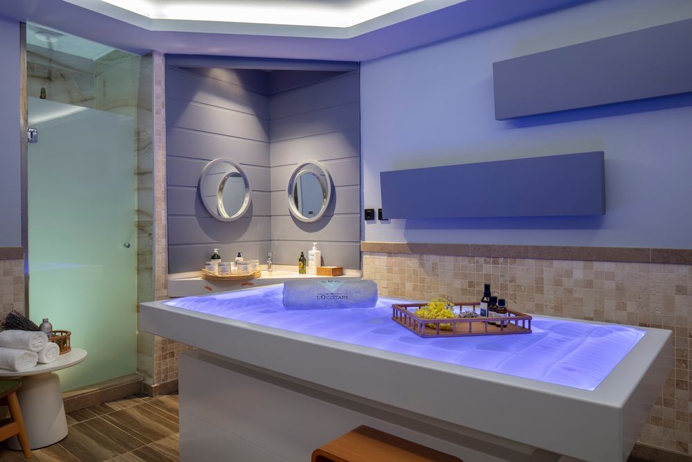 Nirvana Cosmopolitan - 56