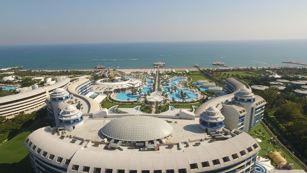 Sueno Hotels Deluxe Belek - 1