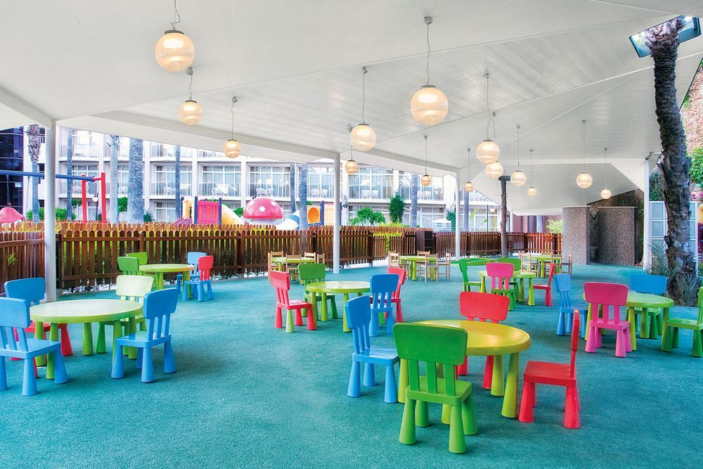 Dobedan World Palace - 39