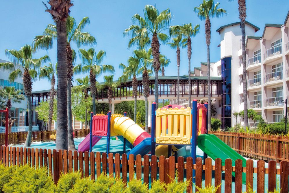 Dobedan World Palace - 37