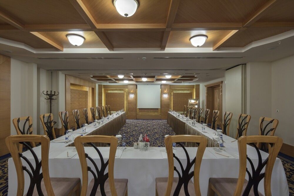 Nirvana Dolce Vita Hotel - 17