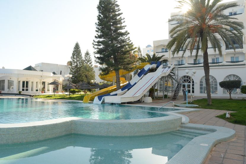 ROYAL JINENE BEACH & SPA - 3