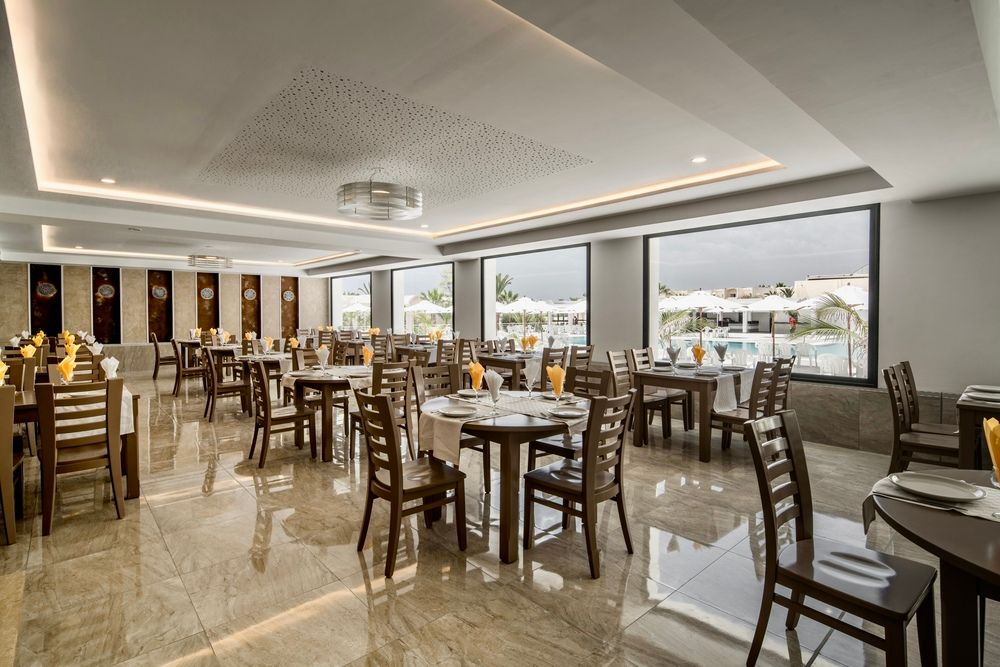 CLUB NOVOSTAR DAR KHAYAM - 39