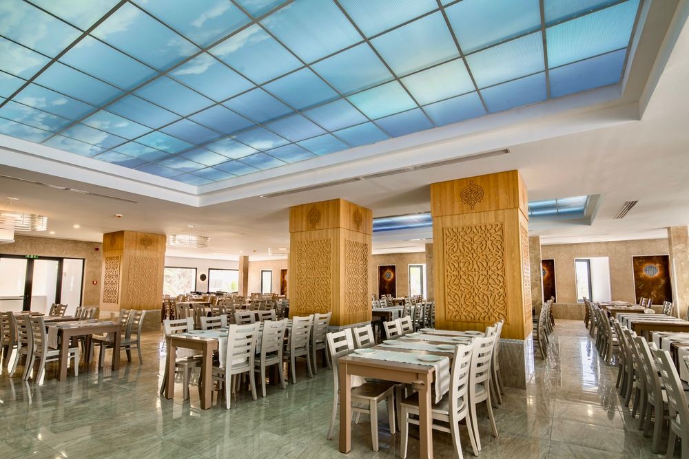 CLUB NOVOSTAR DAR KHAYAM - 32