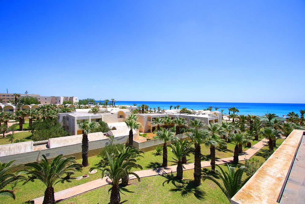 CLUB NOVOSTAR OMAR KHAYAM - 13