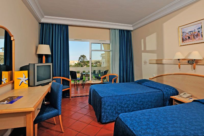 MEDINA BELISAIRE & THALASSO - 36