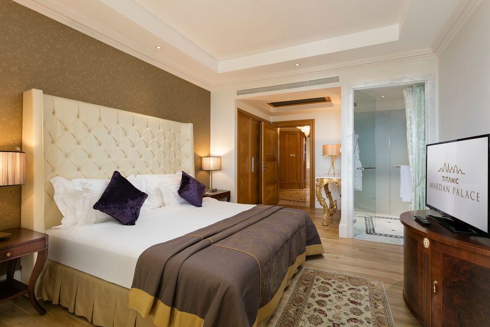 Mardan Palace - 302