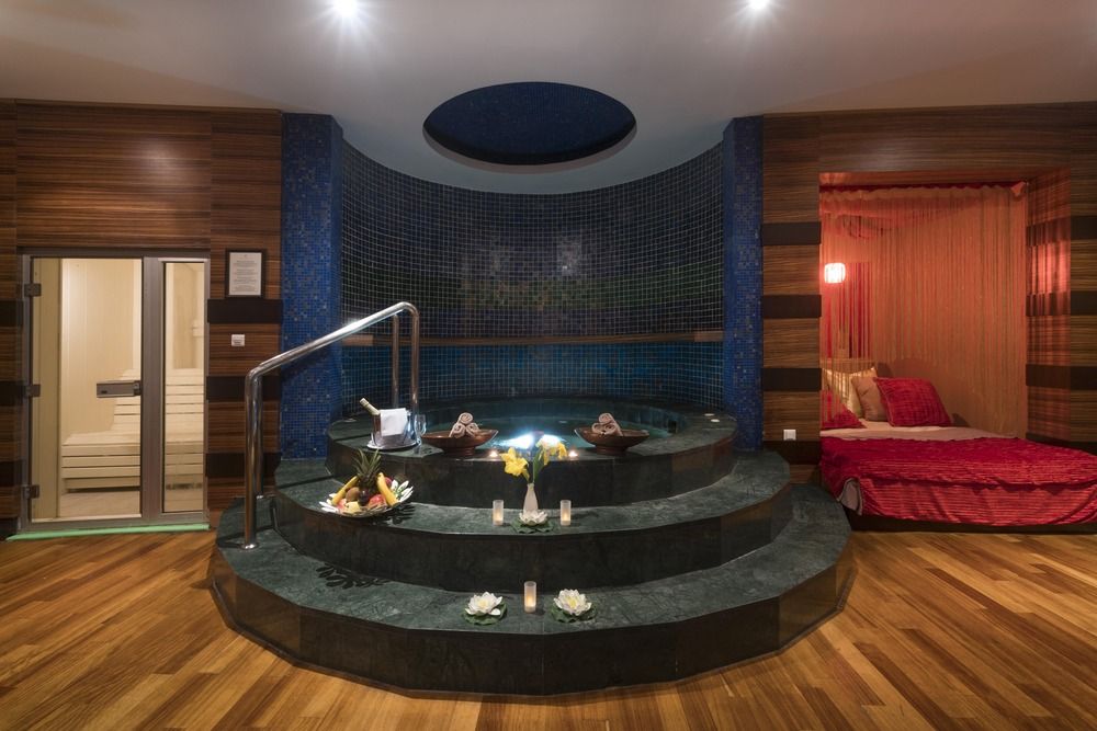 Concorde De Luxe Resort - 86