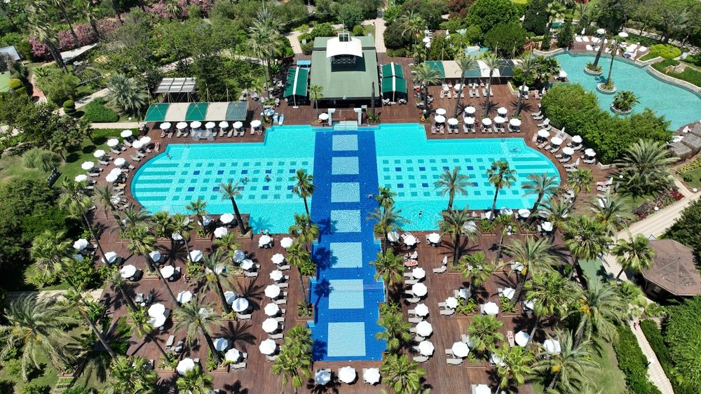 Concorde De Luxe Resort - 11