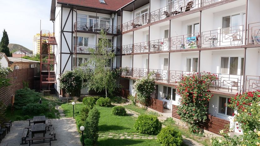 ЛЕТО, отель - 1