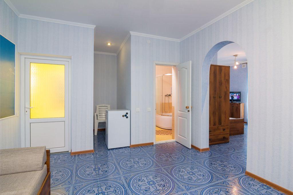 ЛИККО-ЛИККО, мини-отель - 20