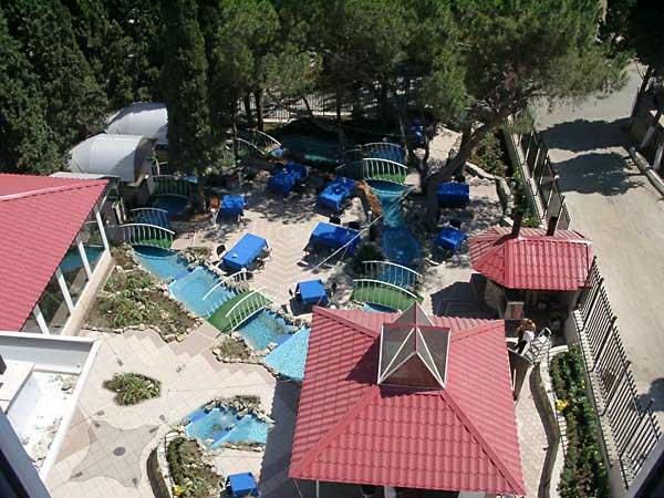 КРЫМСКИЕ ЗОРИ, санаторий (Алушта) - 3