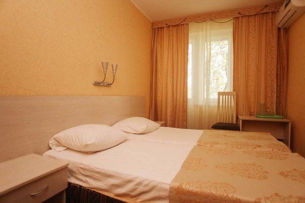 ГЕЛЕНДЖИКСКАЯ БУХТА, пансионат - 25